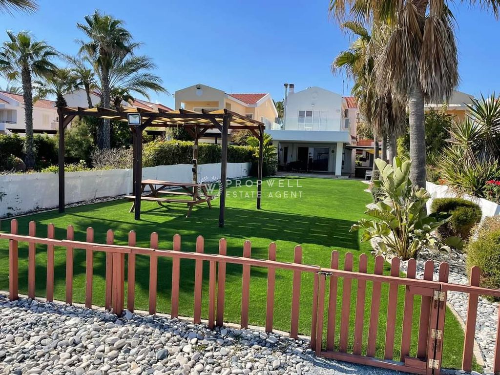 Property photo 1 of 19