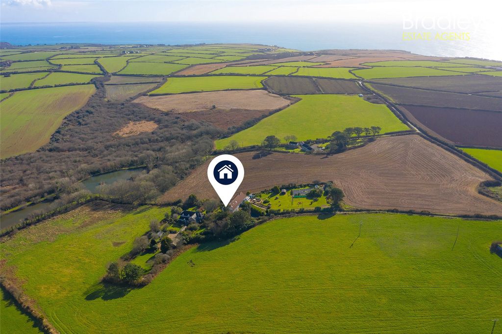 Property photo 1 of 34 Picture No. 06