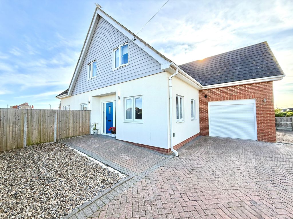 Property photo 2 of 34