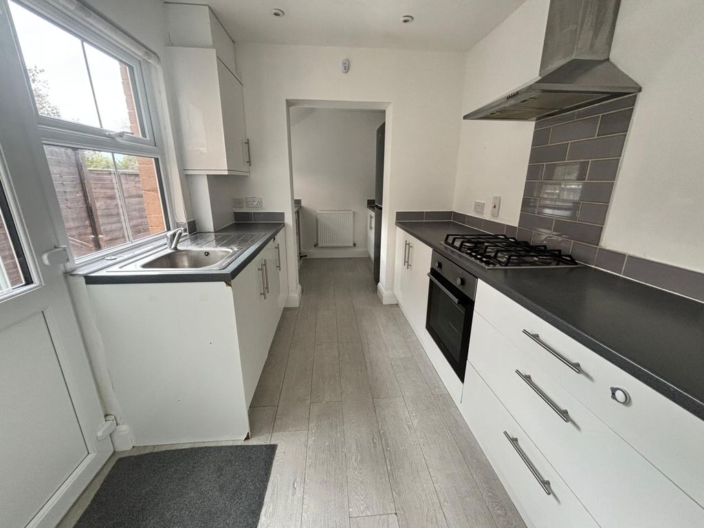 Property photo 3 of 10 Image