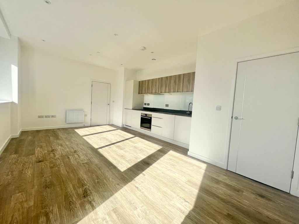 Property photo 2 of 5