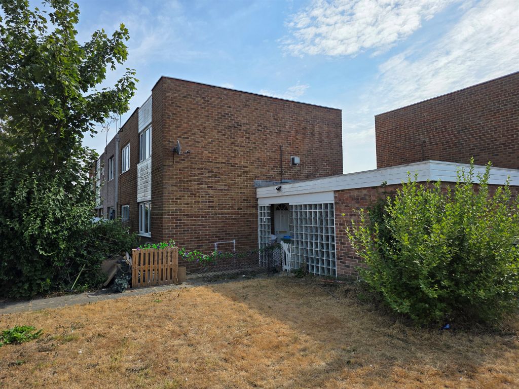 Property photo 1 of 9