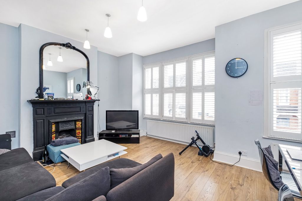 Property photo 2 of 15