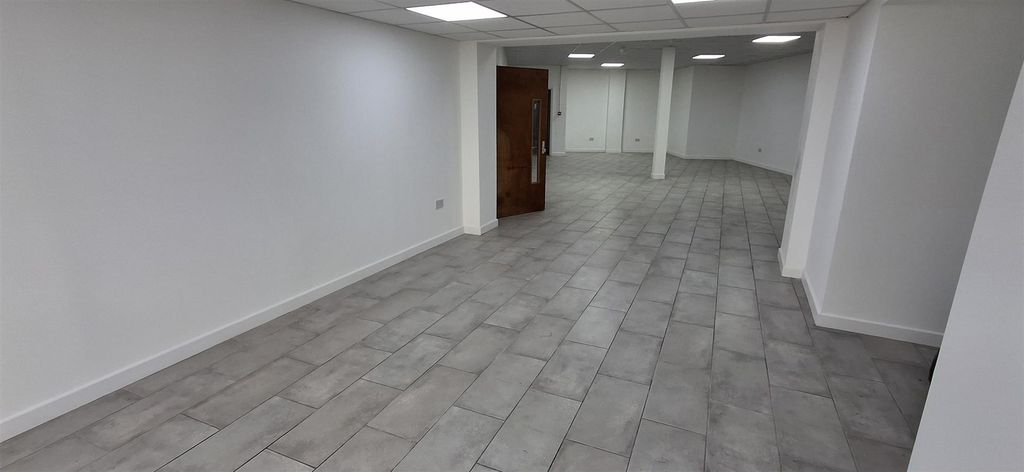 Property photo 2 of 7 20251105_101832.Jpg