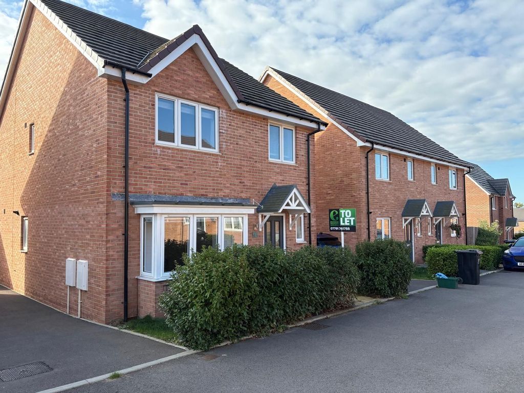 Property photo 1 of 2