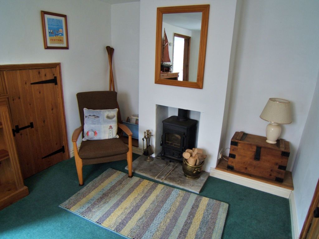 Property photo 2 of 13