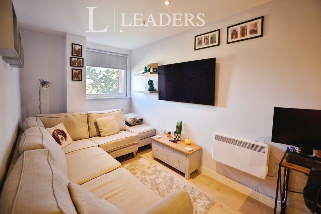 Property photo 2 of 6 Pbox-Img.Jpg