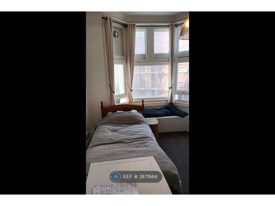 Property photo 3 of 3