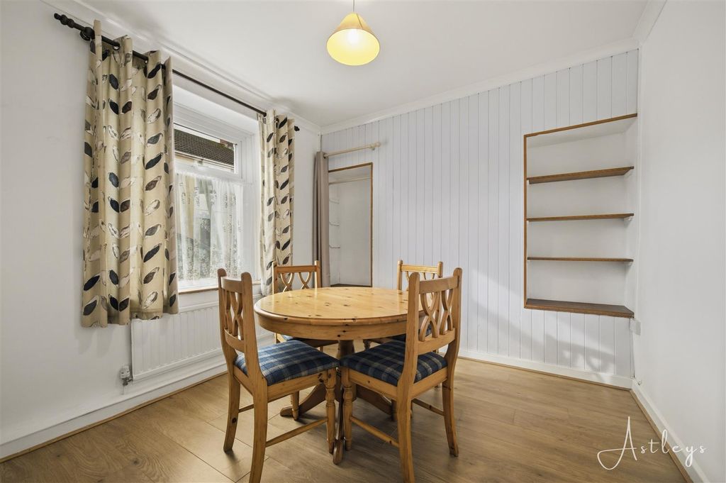 Property photo 2 of 13 Dining Room