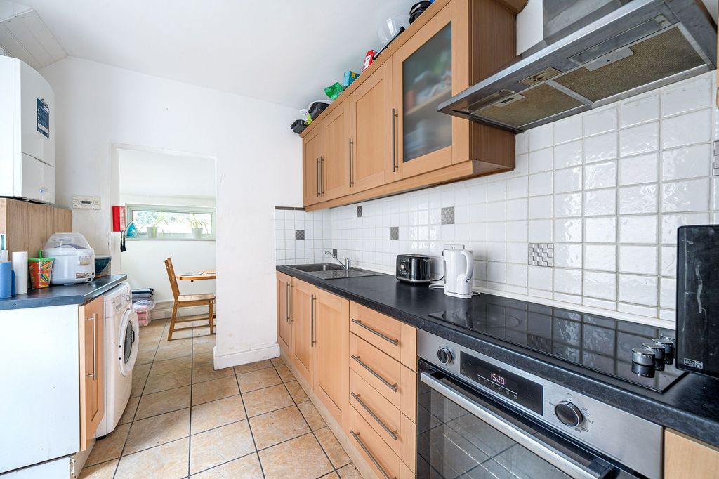 Property photo 3 of 14