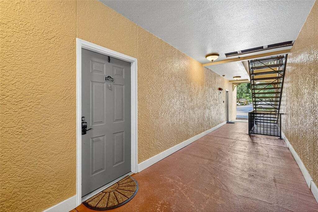 Property photo 2 of 20 <Alttext/>