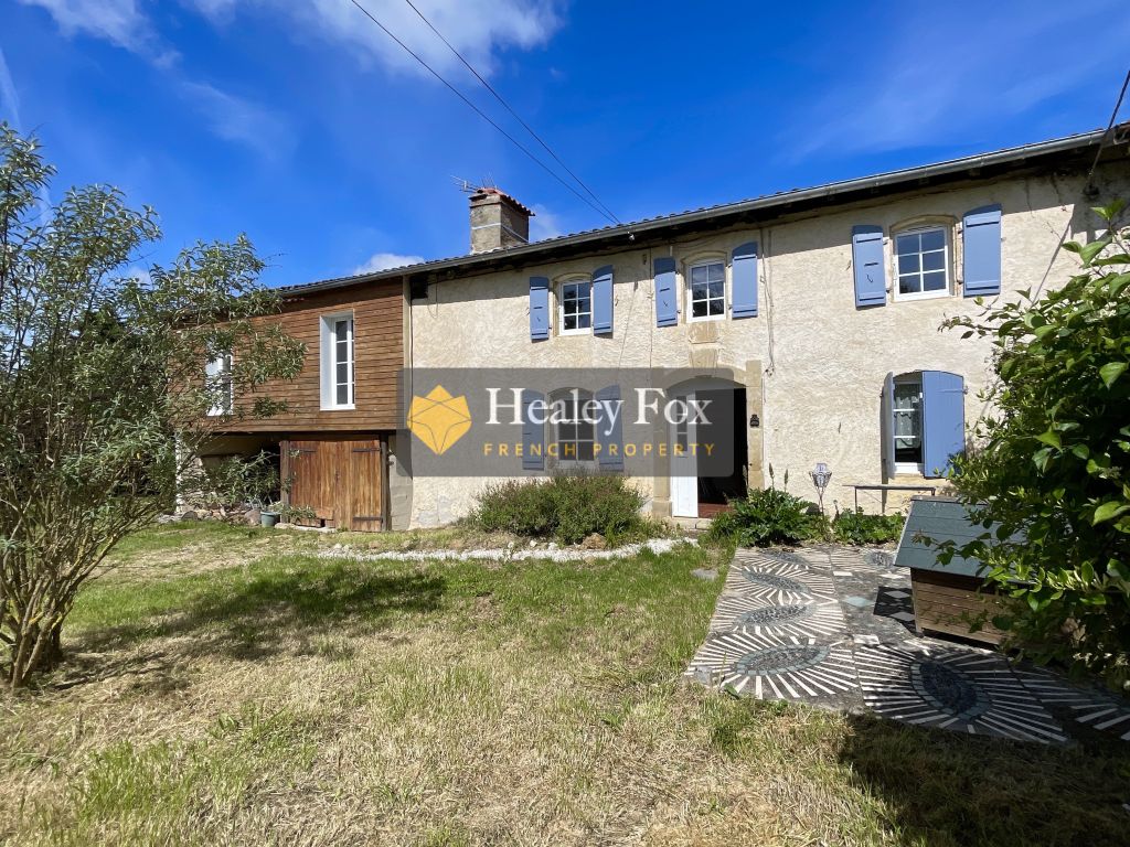 Property photo 1 of 22