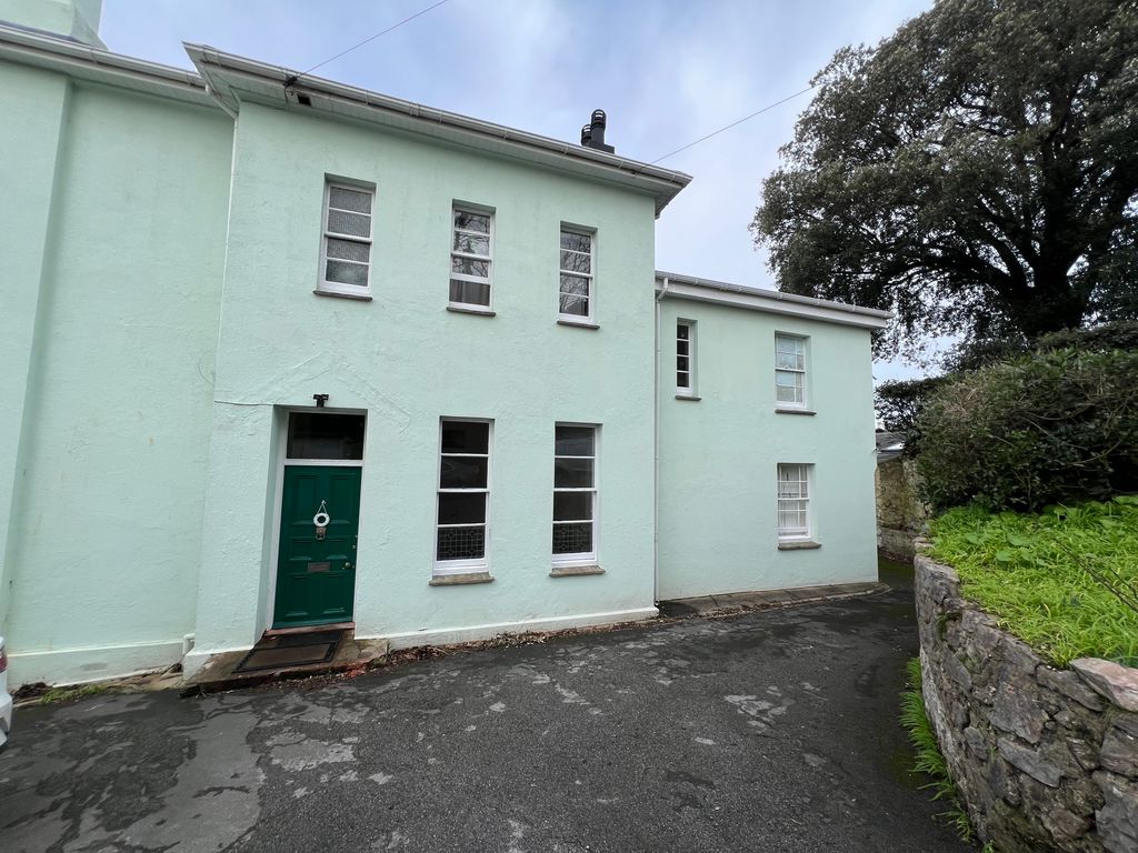 Property photo 2 of 6
