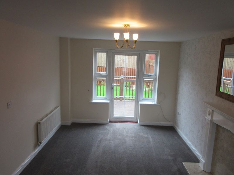 Property photo 2 of 12 Lounge