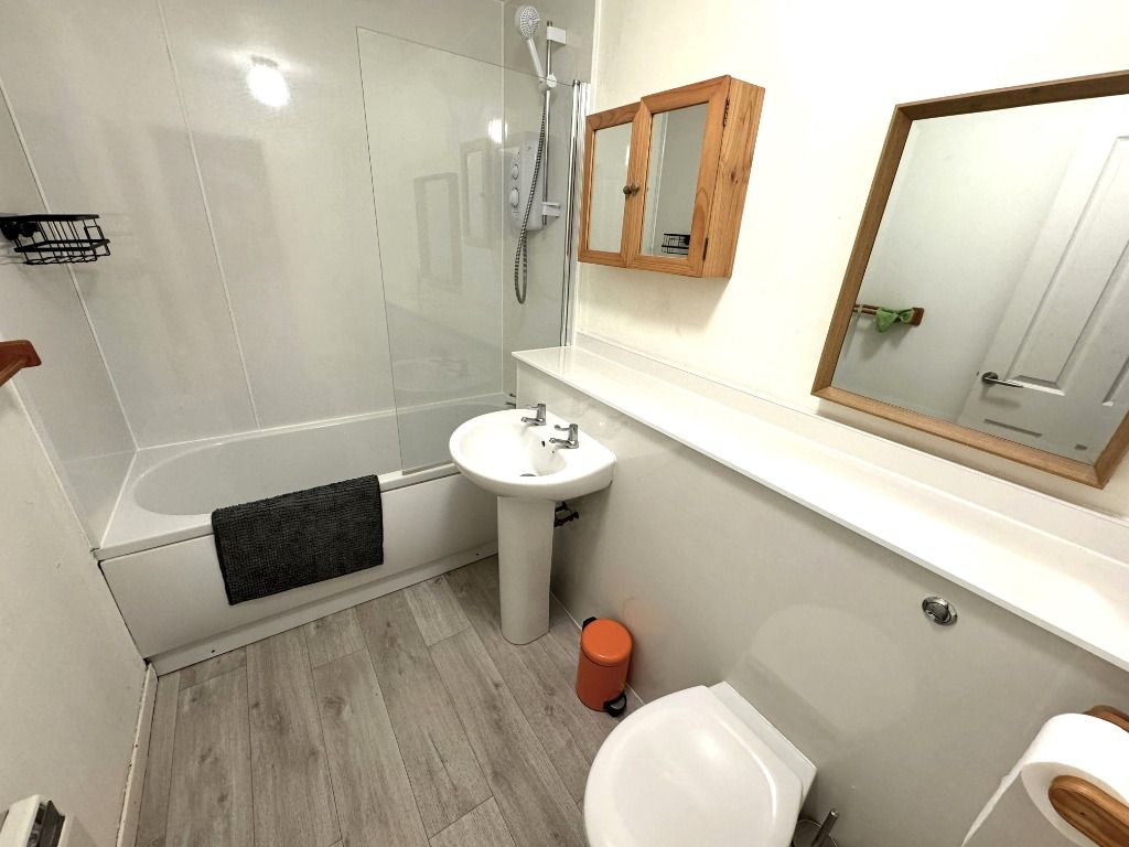 Property photo 3 of 7 Photo 3