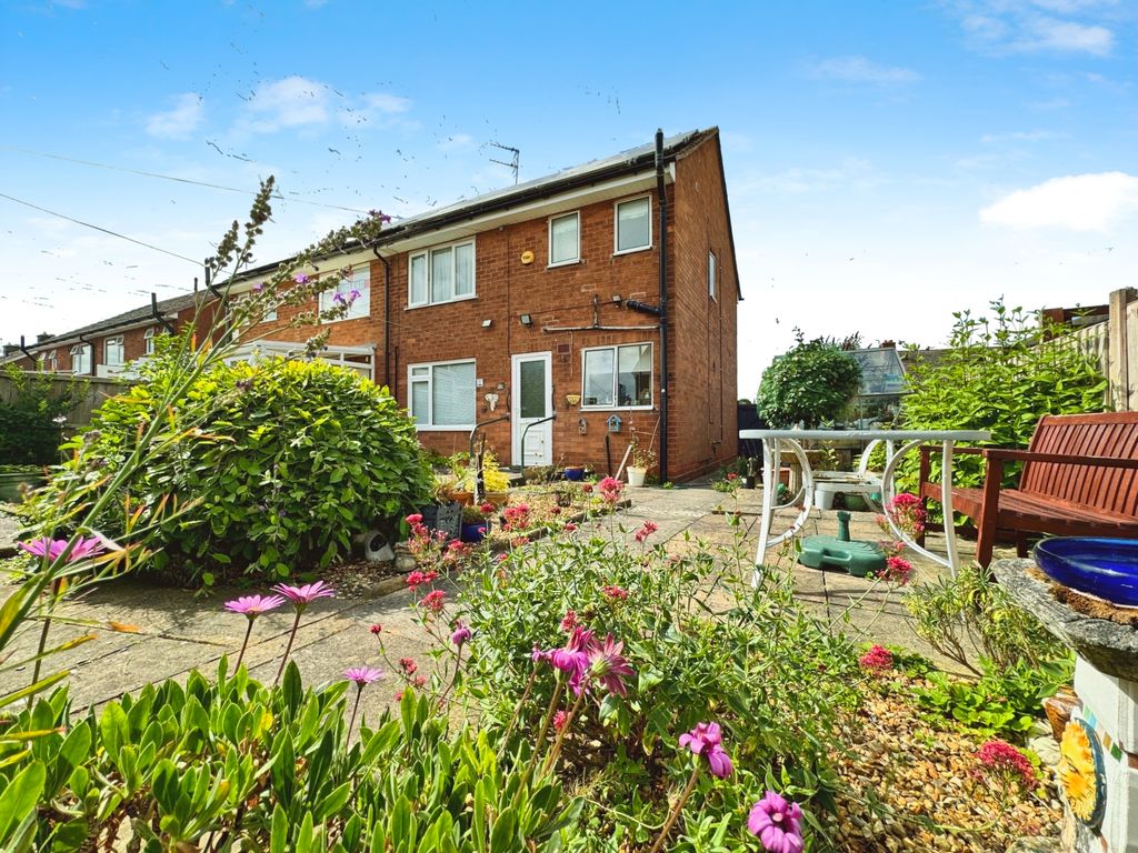 Property photo 2 of 21
