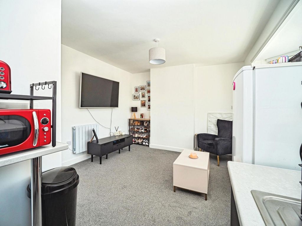Property photo 2 of 14 Pbox-Img.Jpg