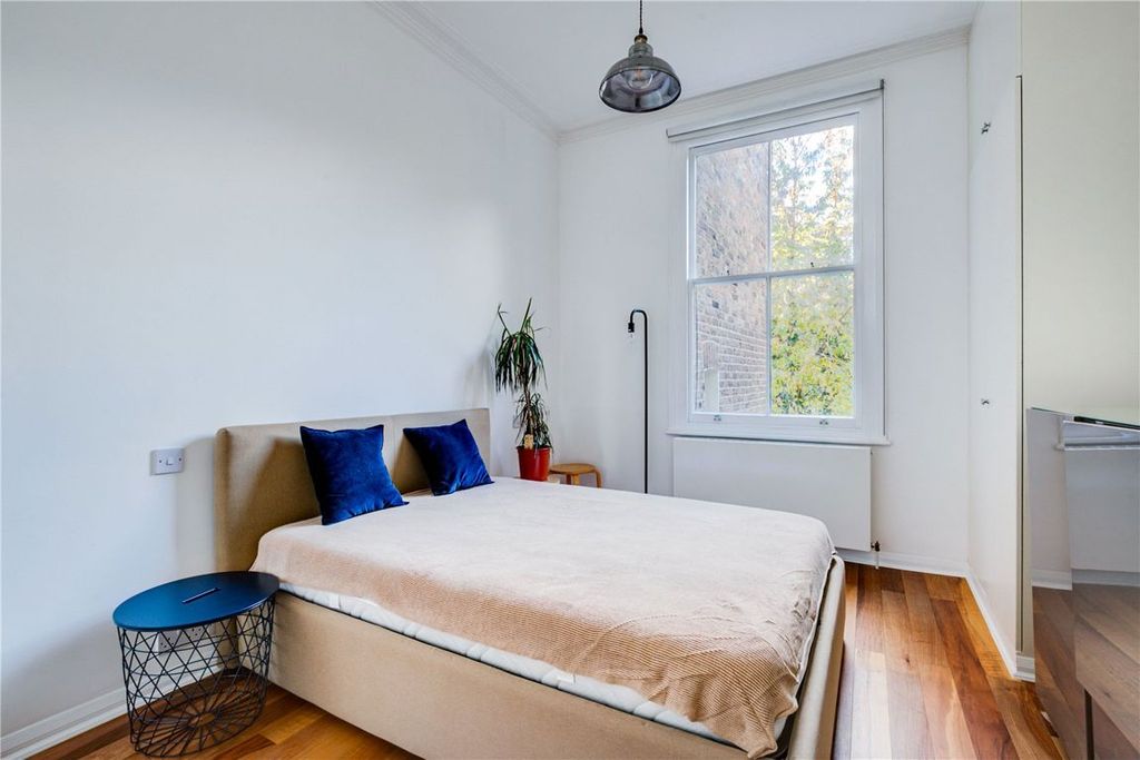 Property photo 3 of 7