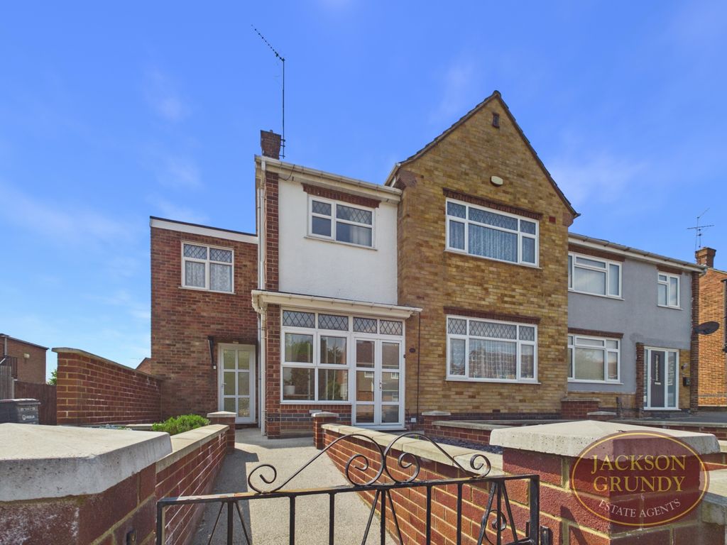 Property photo 1 of 14 Chiltern Avenue