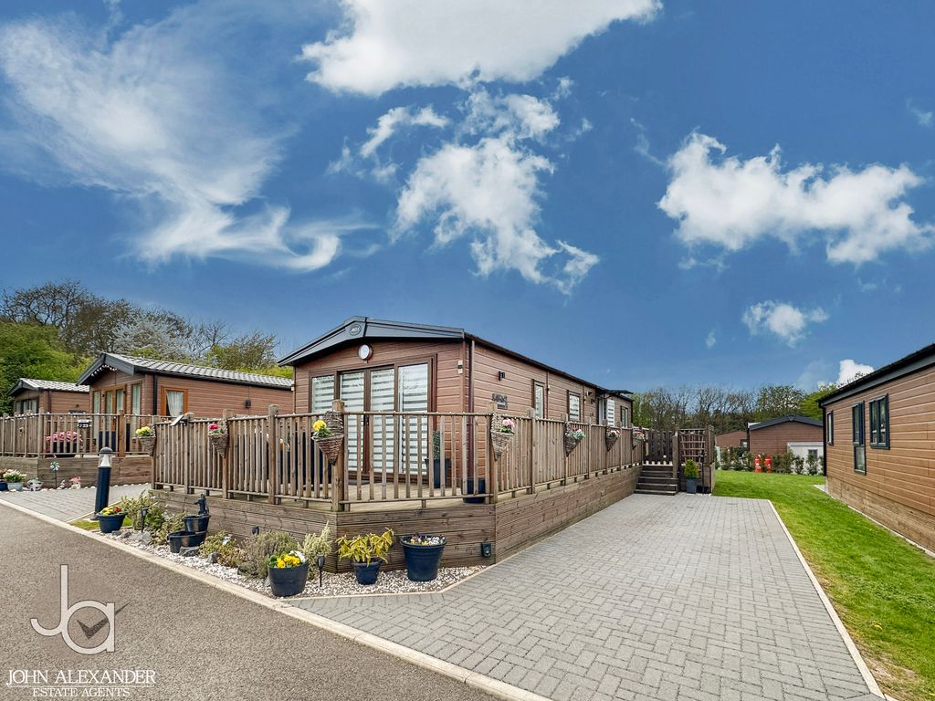 Property photo 1 of 16 20260413_145417470_0.5