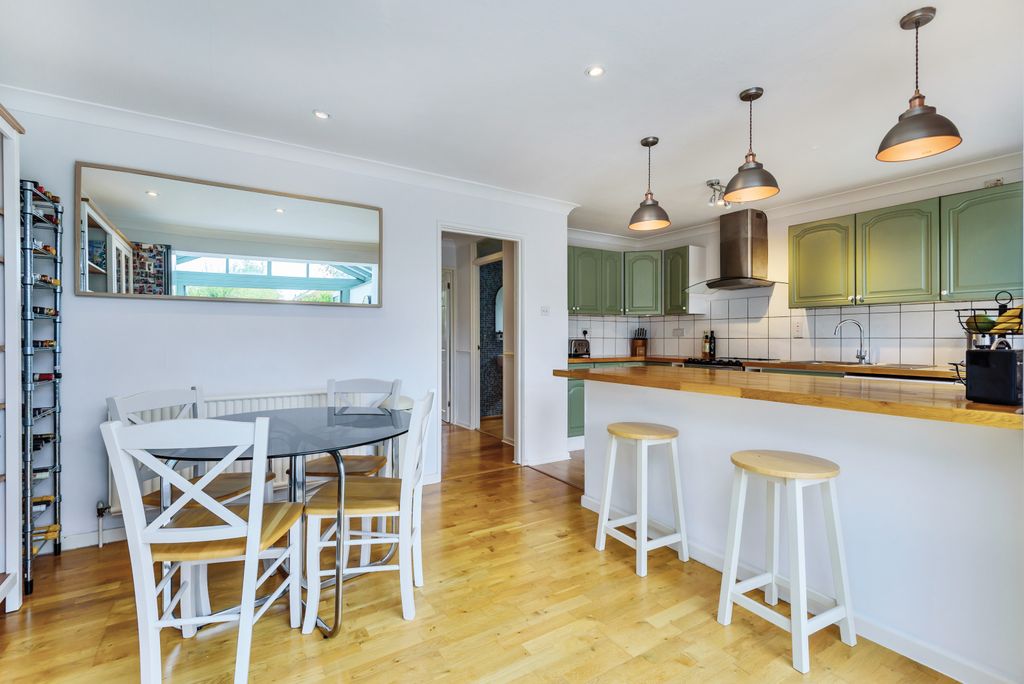 Property photo 2 of 14 Picture No. 02