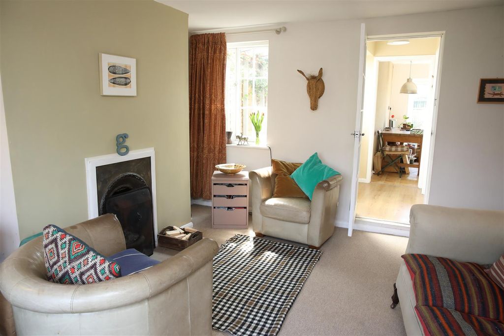 Property photo 2 of 15