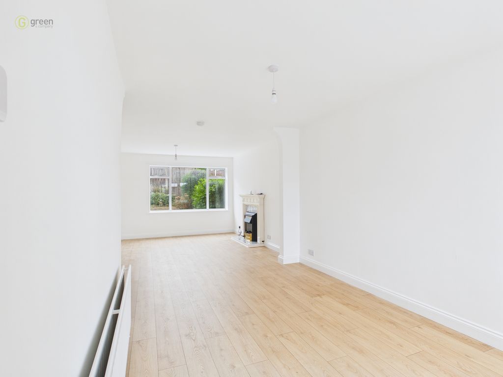 Property photo 3 of 31 Cam05591G0Pr0126Still004