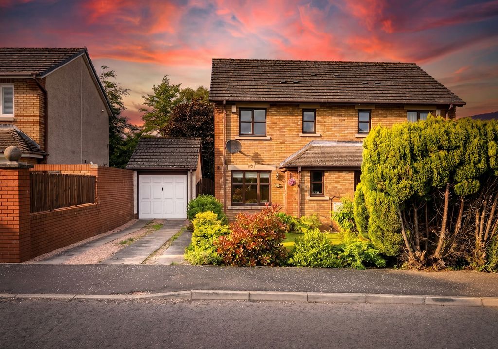 Property photo 1 of 17 Sunset