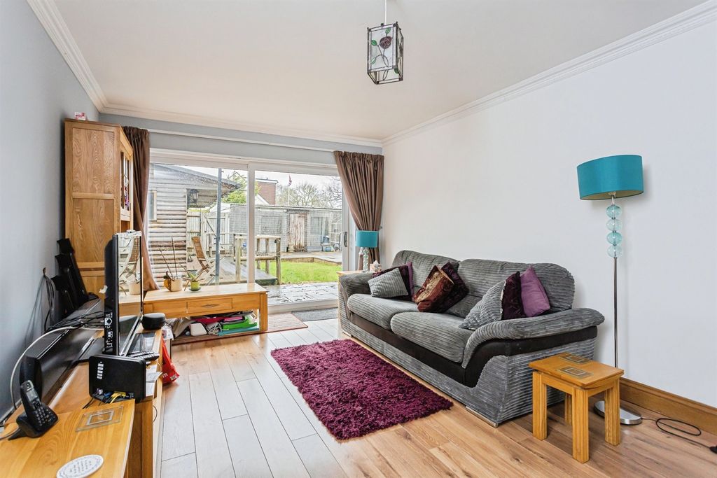 Property photo 2 of 18