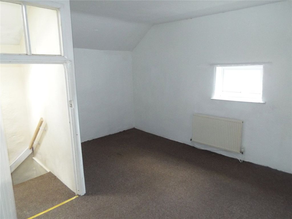 Property photo 3 of 11 Maisonette Bed 2