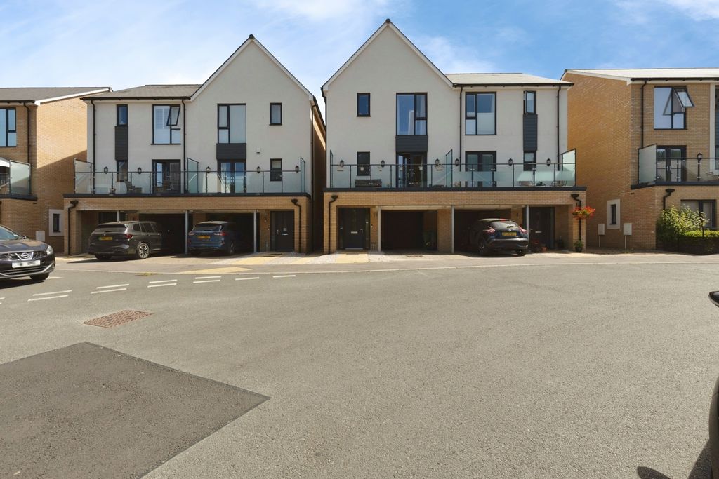 Property photo 1 of 15 Pbox-Img.Jpg