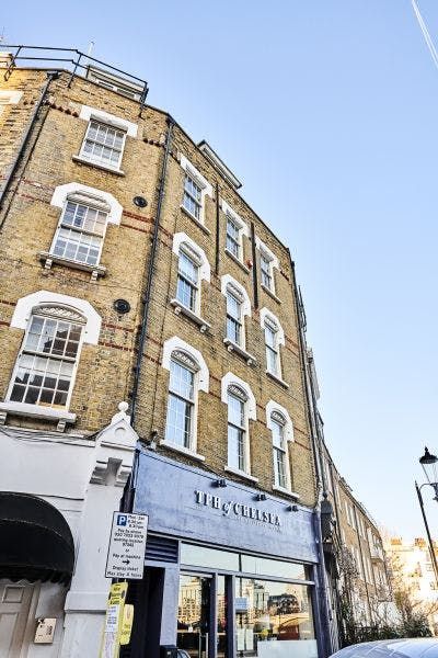 Property photo 2 of 4 Cheyne Walk 3.Jpg