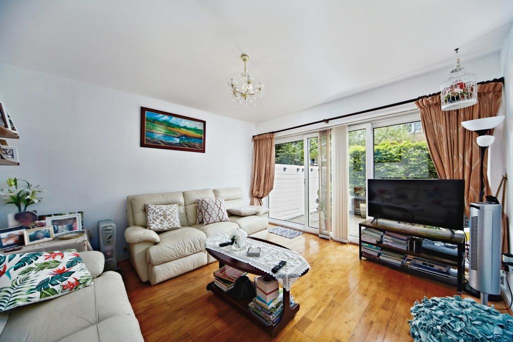 Property photo 1 of 17 Photo