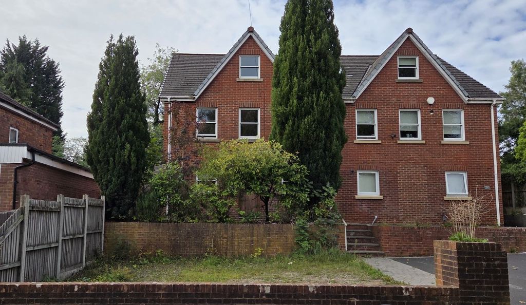 Property photo 1 of 30