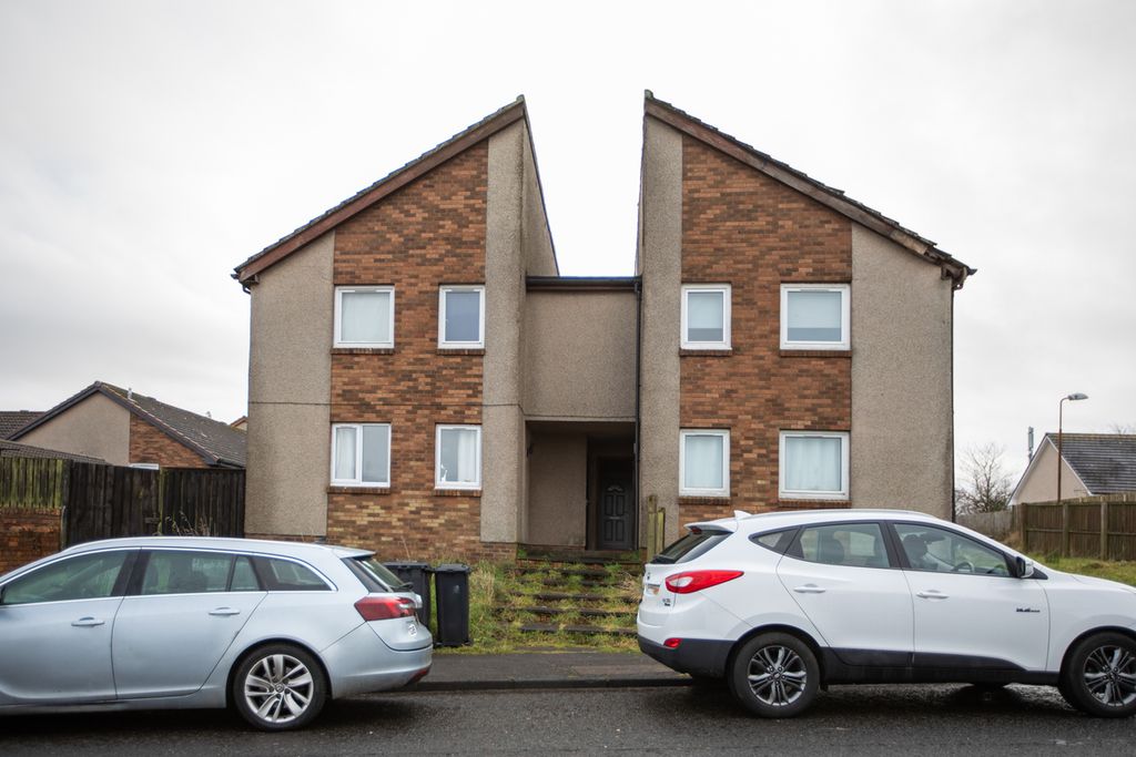 Property photo 1 of 15