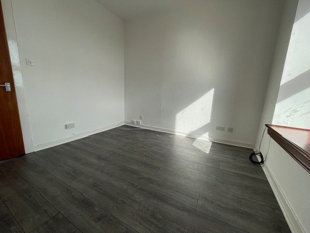 Property photo 3 of 7 Photo 3