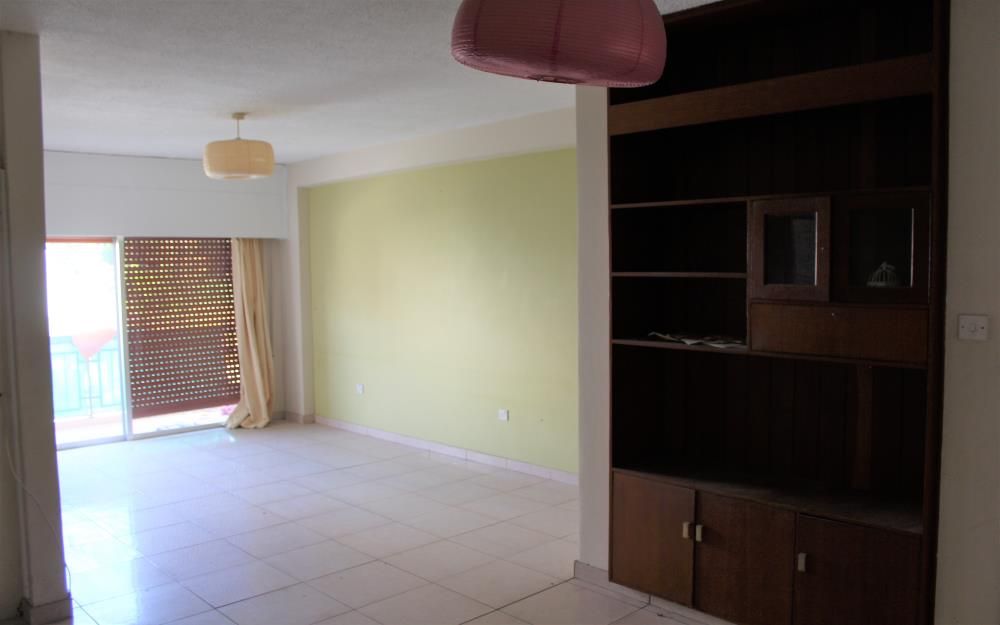 Property photo 2 of 3