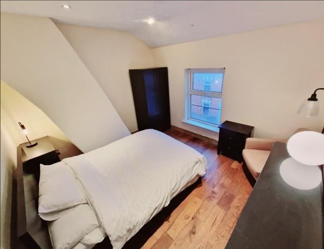 Property photo 3 of 10 Bedroom Two