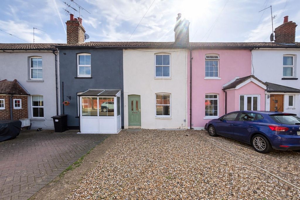 Property photo 1 of 14 Front (Exterior)