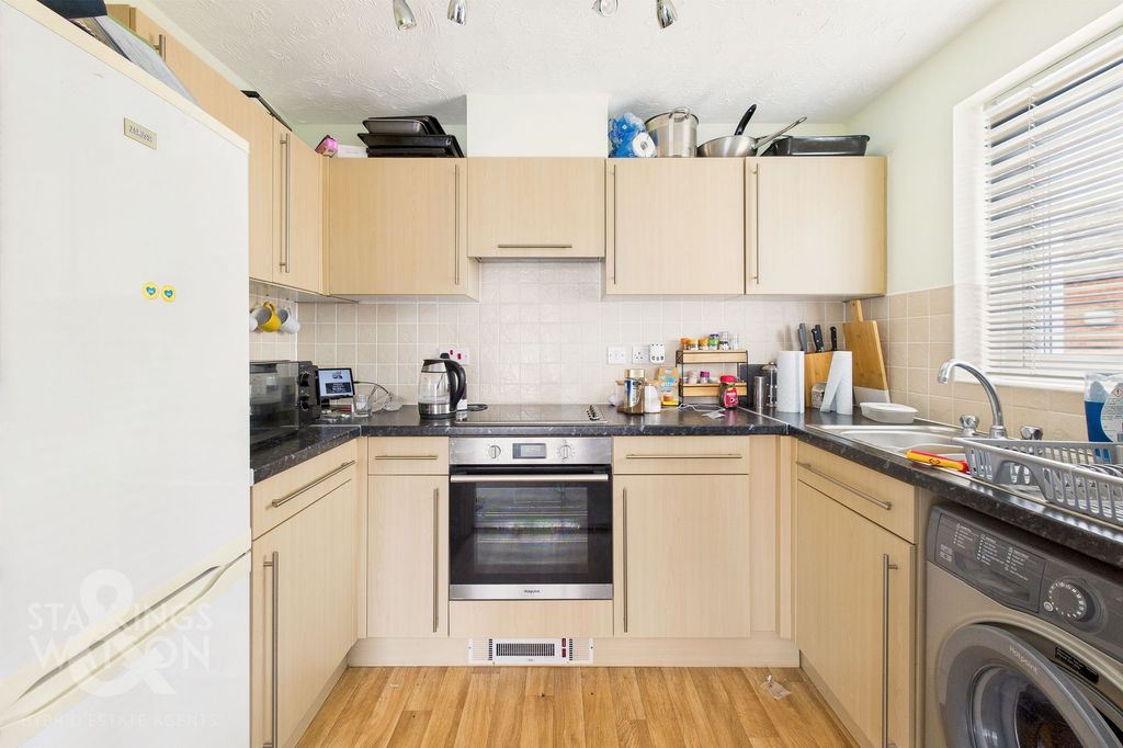 Property photo 1 of 13