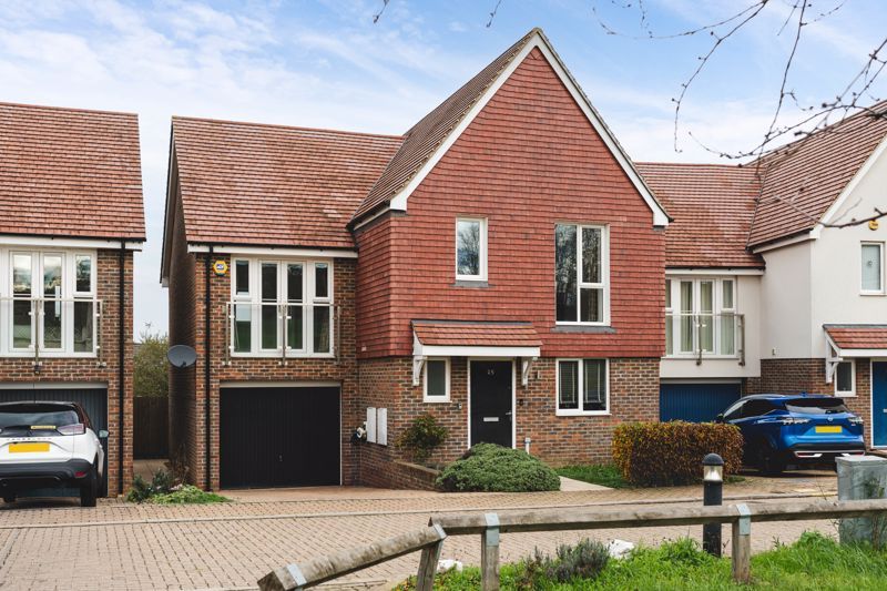 Property photo 1 of 31 Photo 30