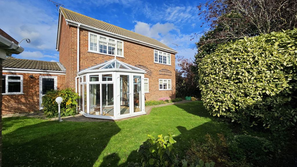 Property photo 2 of 30