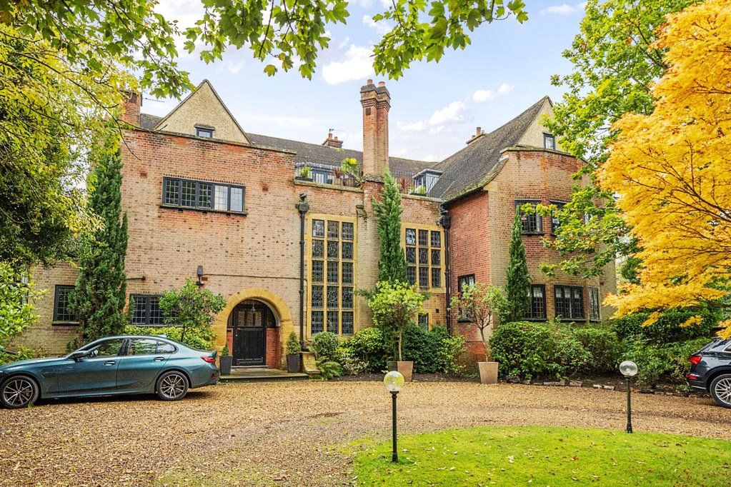 Property photo 1 of 15 External