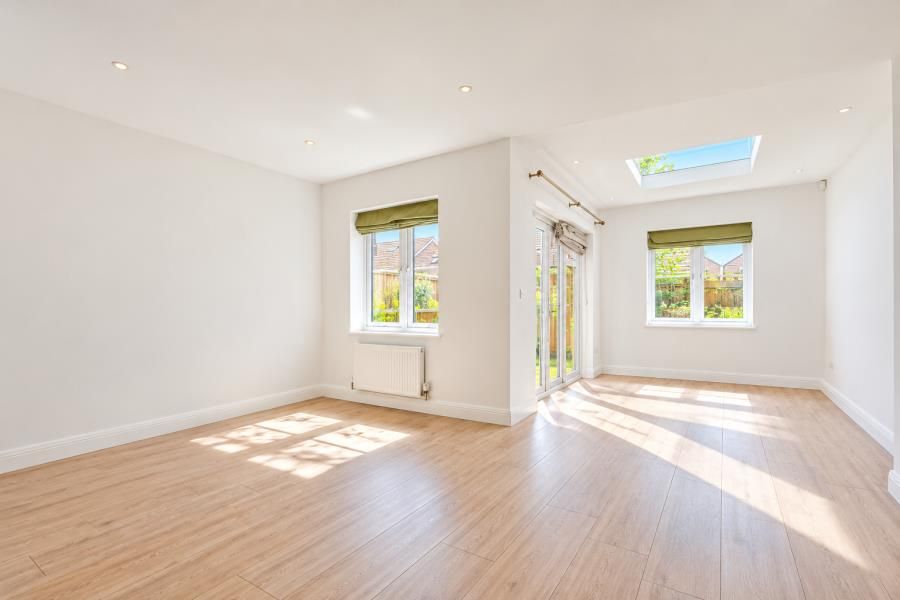 Property photo 3 of 24