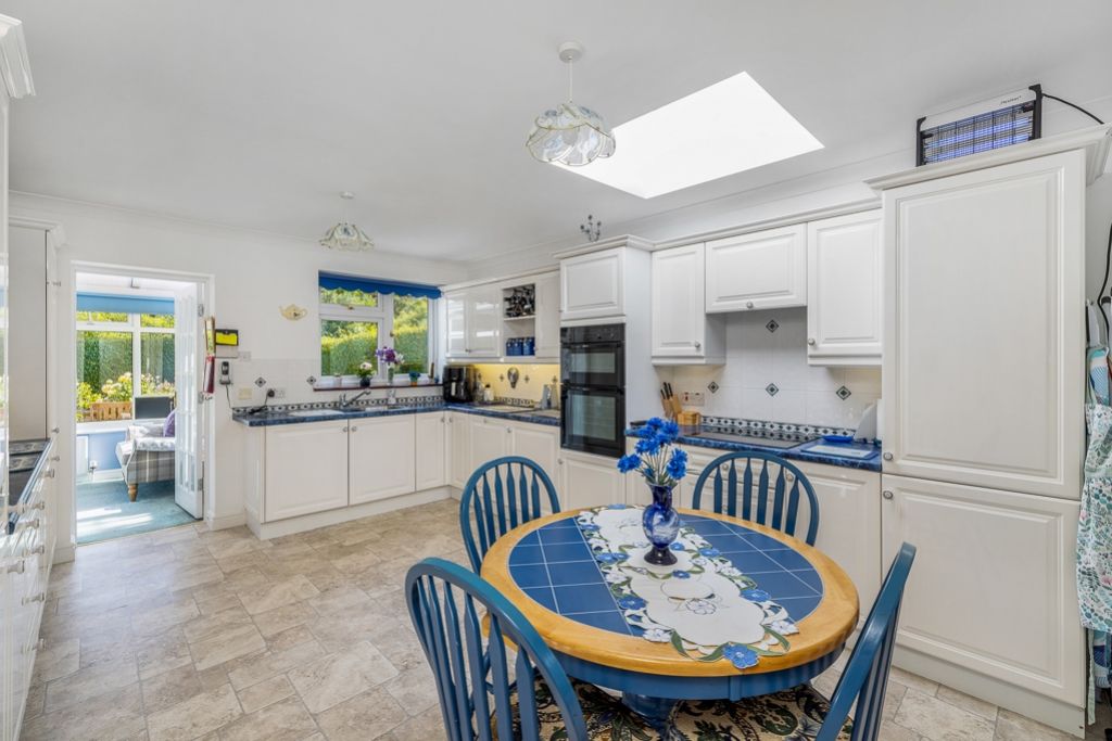 Property photo 3 of 30 22 Garfits Lane (Boston)-25