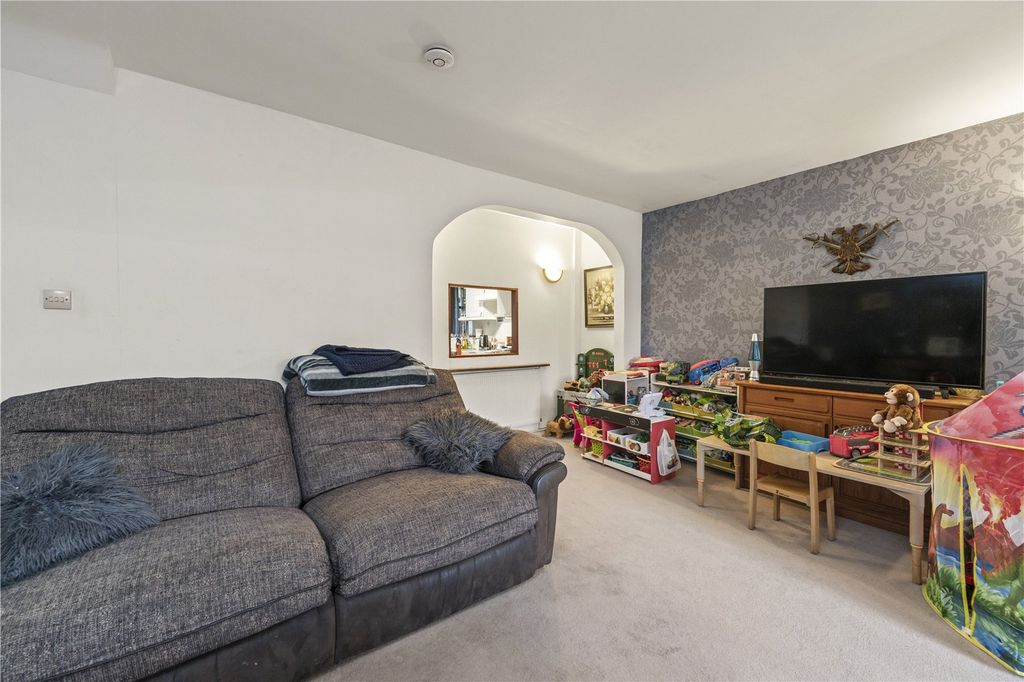 Property photo 3 of 9 Picture No. 10