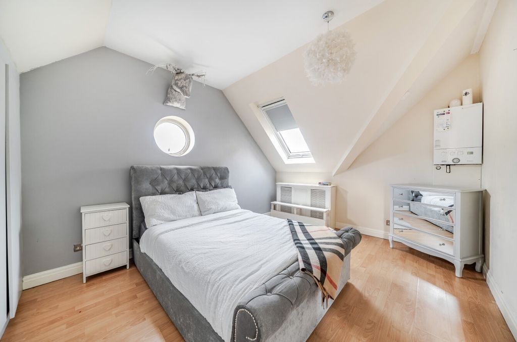 Property photo 3 of 12 1438996-6-69d7E39...