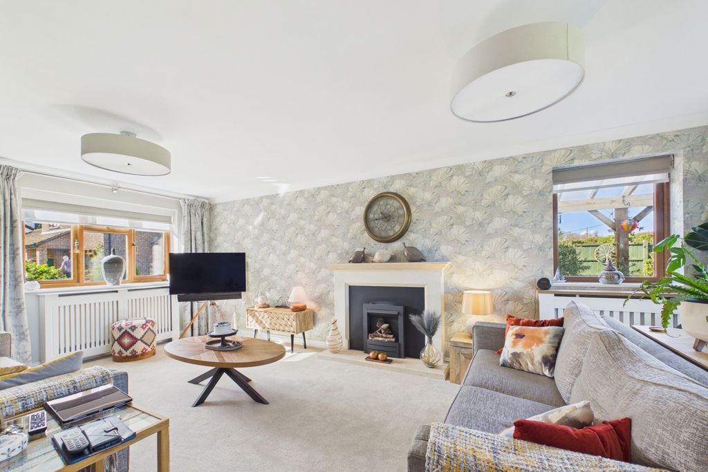 Property photo 2 of 39 Picture No. 37