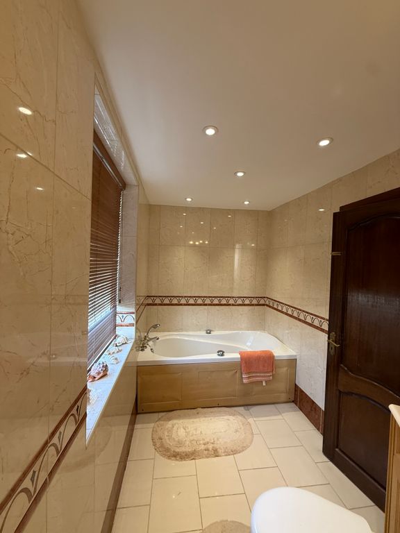 Property photo 3 of 4