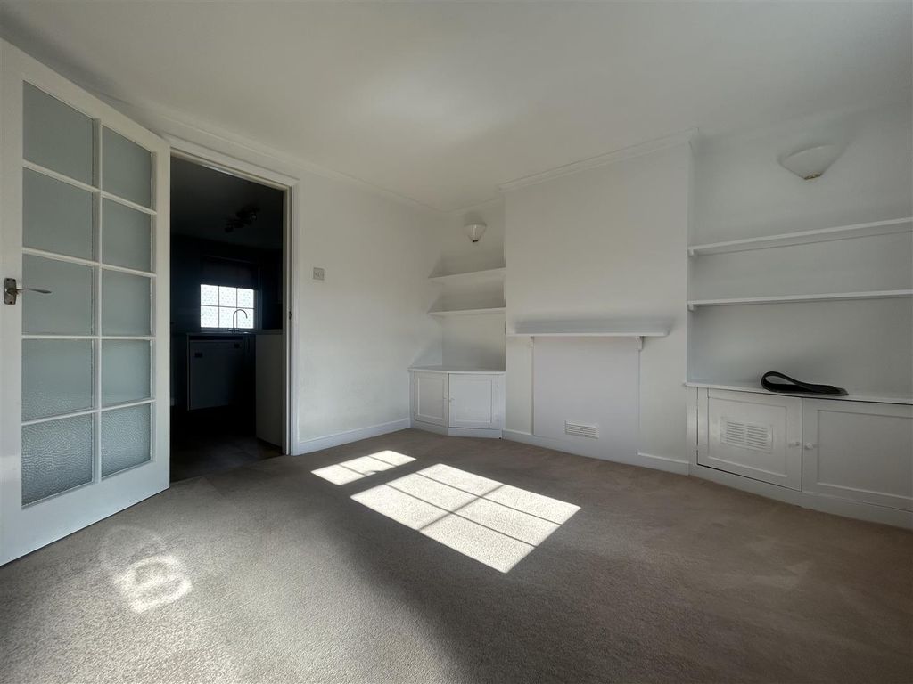 Property photo 2 of 12 Img_4306.Jpg